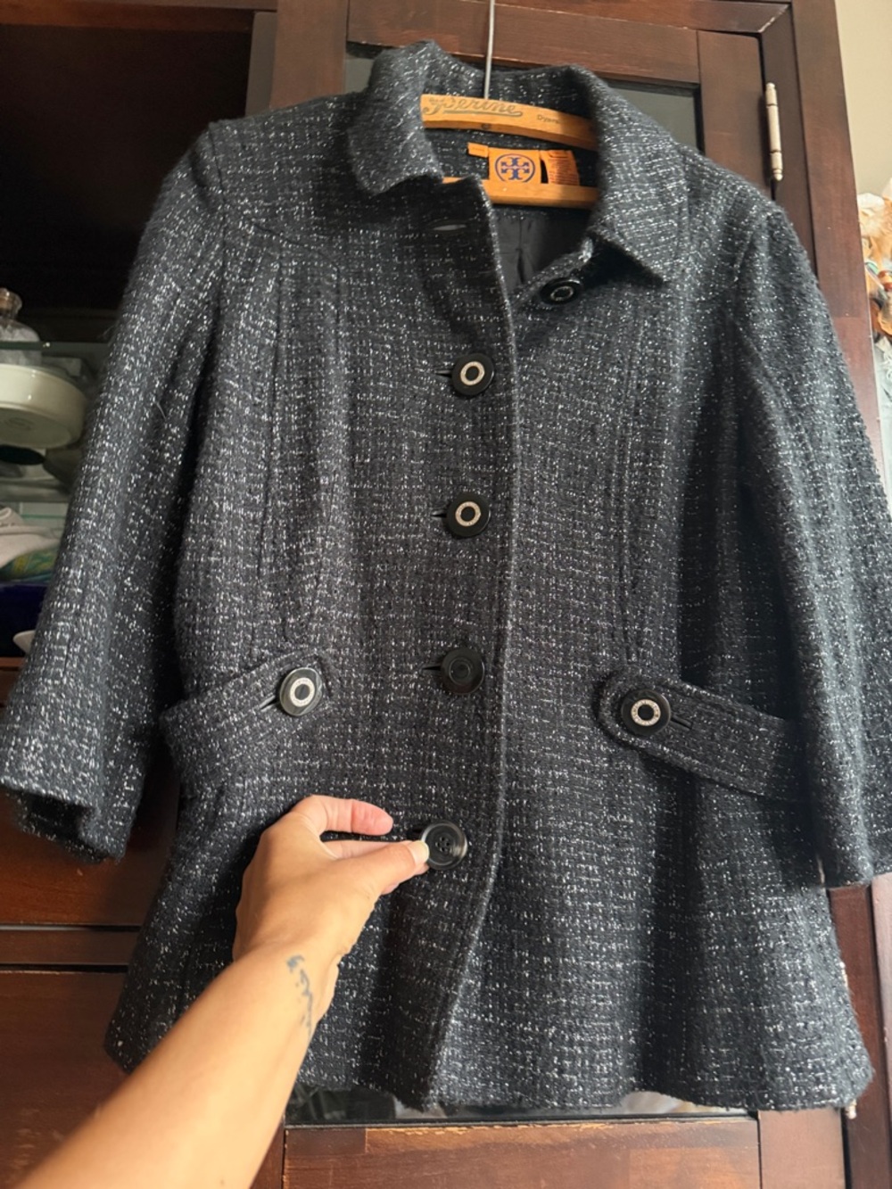CLEARANCE TBurch Read - Picture 3 of 16